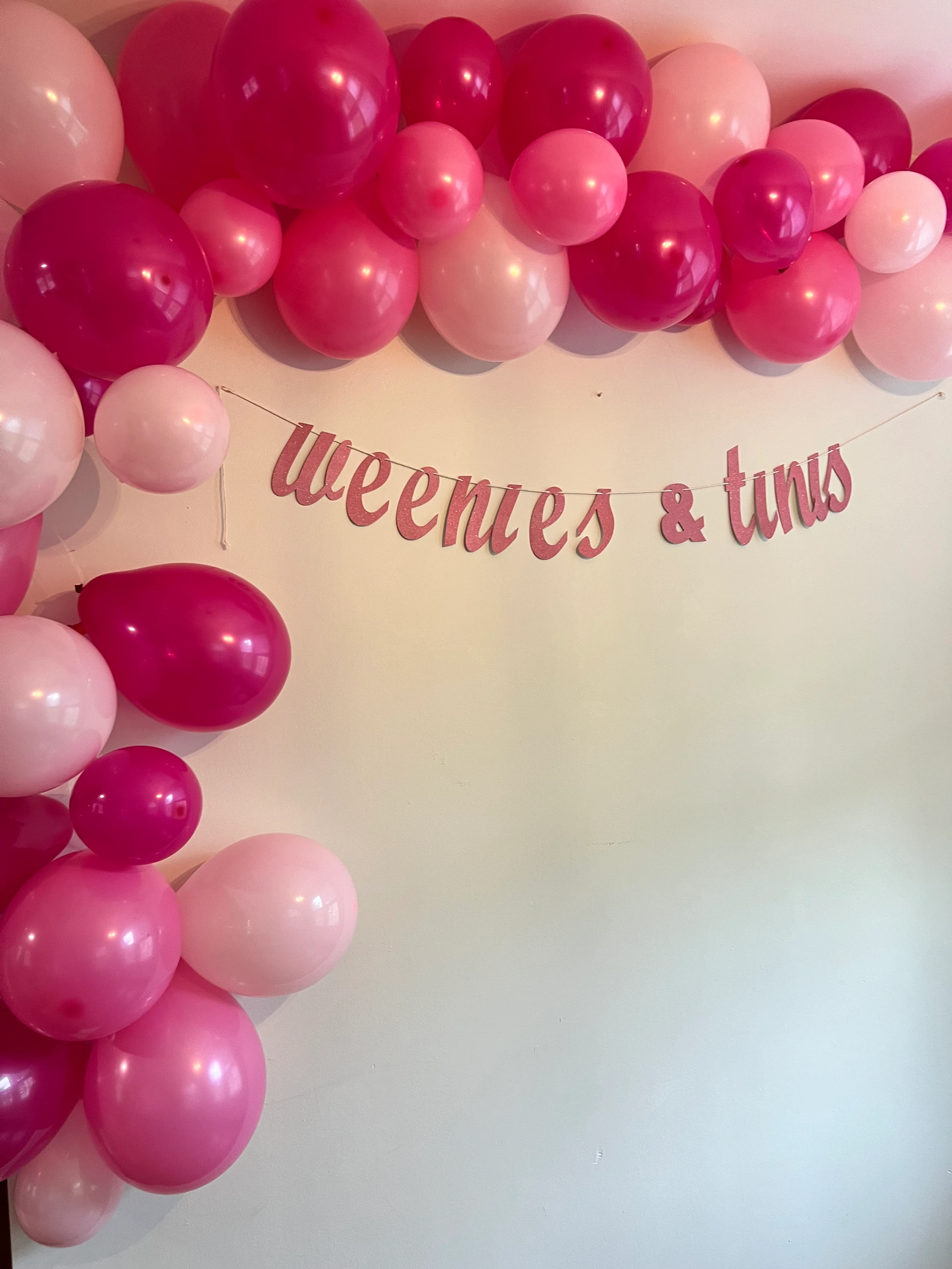 Weenies and Martinis balloon arch and photo op spot